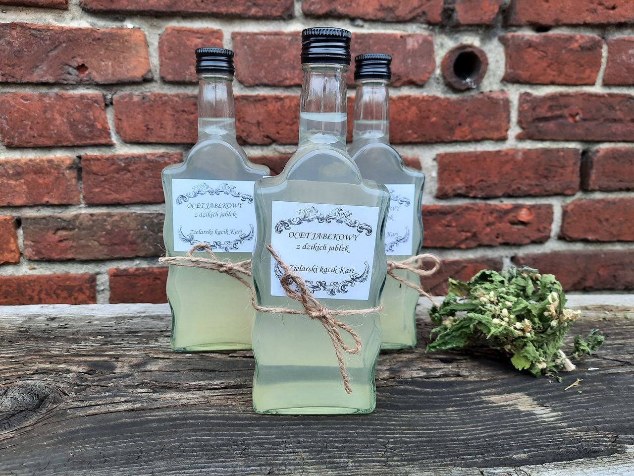 Ocet domowy jabłkowy z dzikich jabłek 500ml