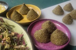 KADZIDŁO STOŻKOWE mięta 3 SZT.